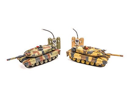 Танковый бой Huan Qi HQ558 Abrams vs Abrams масштаб 1:24