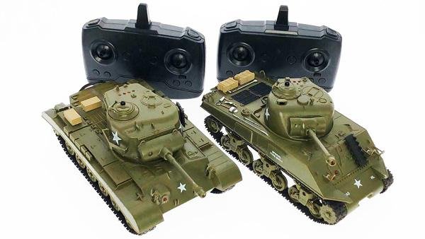 Радиоуправляемый танковый бой Heng Long US M26 Pershing VS US M4A3 Sherman масштаб 1:30 RTR - HL3841-10