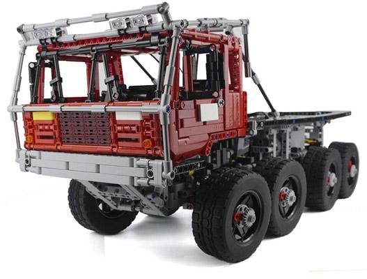 Конструктор Lepin 23012 Tatra 813 Trial Truck 8x8 - Technic 1963