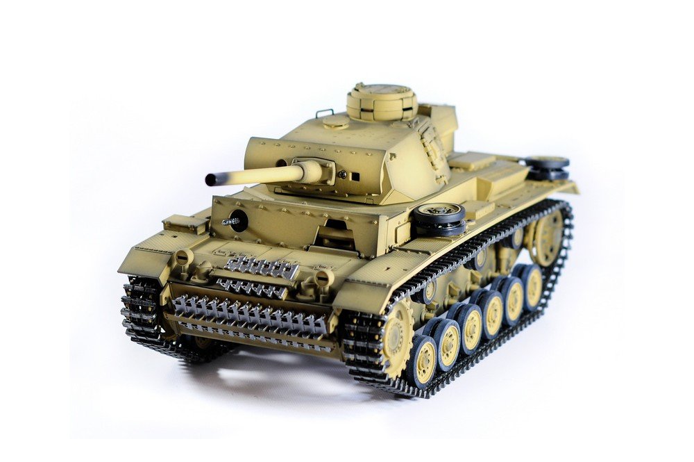 Радиоуправляемый танк Taigen 1/16 Panzerkampfwagen III (Германия) дым, свет V3 2.4G RTR пустыня - TG3848-BD3.0