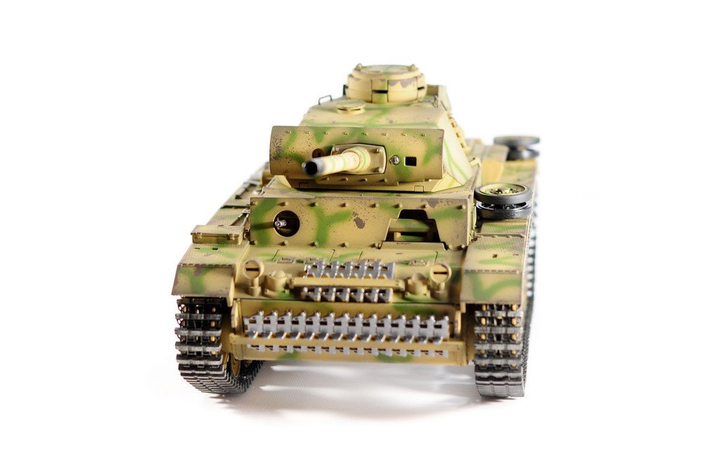 Радиоуправляемый танк Taigen 1/16 Panzerkampfwagen III (Германия) дым, свет V3 2.4G RTR камуфляж - TG3848-BC3.0