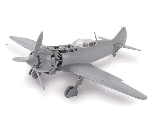 Модель Сборная ZVEZDA Советский истребитель ЛА-5ФН, подарочный набор, 1:48