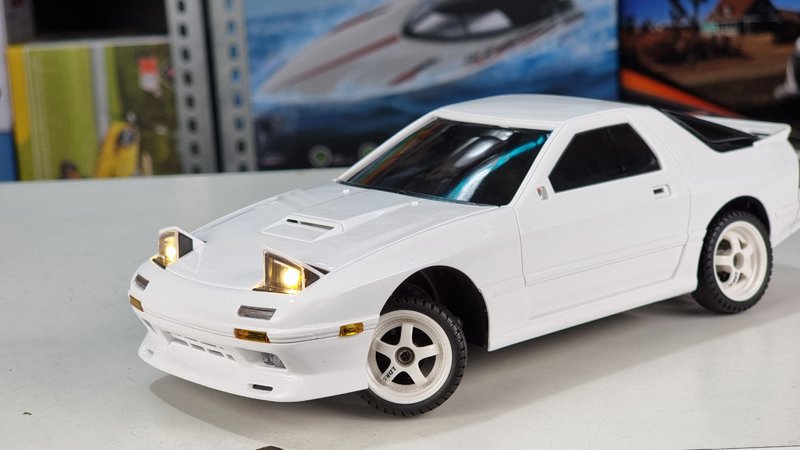 Радиоуправляемая машина для дрифта LD RC масштаб 1:18 2WD 2.4G RX-7 1802-White