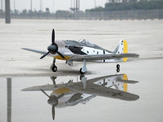 Радиоуправляемый самолет Top RC FW190 1200мм 2.4G 6-ch LiPo RTF Top002C