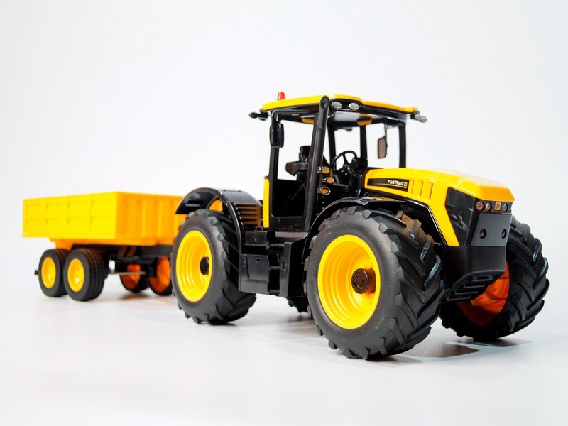 Радиоуправляемый трактор фермерский Double Eagle JCB с прицепом 2.4G масштаб 1:16 - E360-003