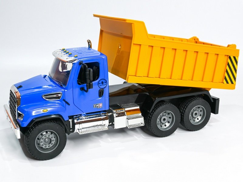 Радиоуправляемый самосвал Double Eagle Freightliner 114SD 1/20 2.4G RTR - E555-003
