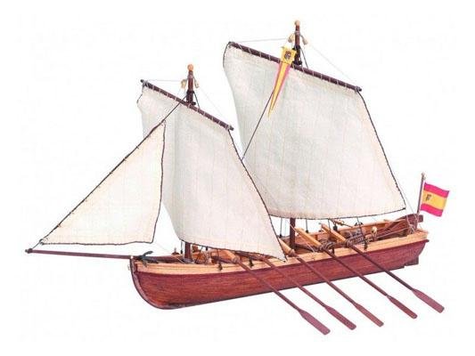 Сборная модель из дерева капитанской шлюпки корабля SANTISIMA TRINIDAD, 1/50
