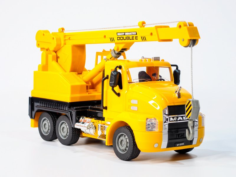 Радиоуправляемый грузовик автокран Double Eagle MACK 1/26 2.4G RTR - E536-003