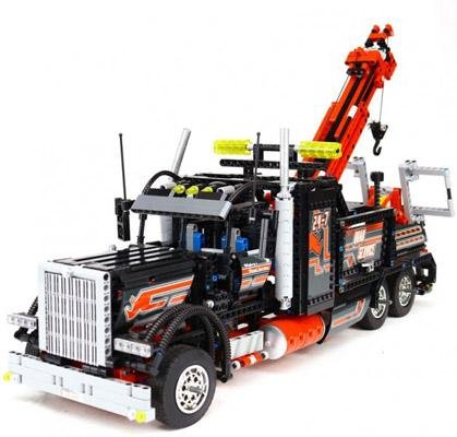 Конструктор Lepin 20020 Буксировщик тягач - Technic 8285