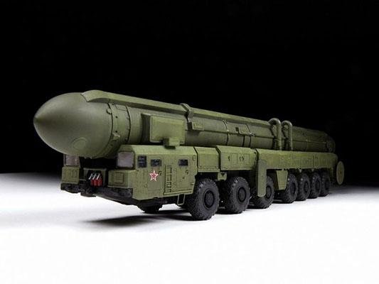 Модель сборная ZVEZDA Российский "Тополь", 1:72