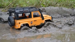 Радиоуправляемая машина MN MODEL Defender 4WD 1:12 MN-90R
