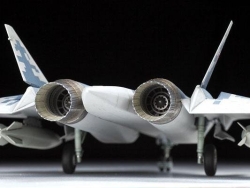 Модель сборная ZVEZDA Российский истребитель пятого поколения Су-57, 1:72