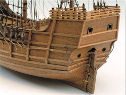 Сборная модель корабля из дерева Artesania Latina SANTA MARIA C., 1/65
