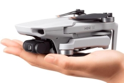 Квадрокоптер DJI Mini SE Fly More Combo