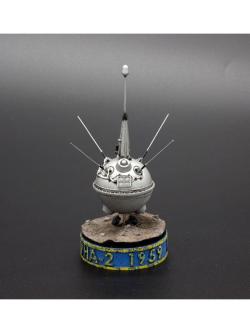 Сборная модель Red Iron Models Советская АМС Луна-2, 1/35 - RIM35036